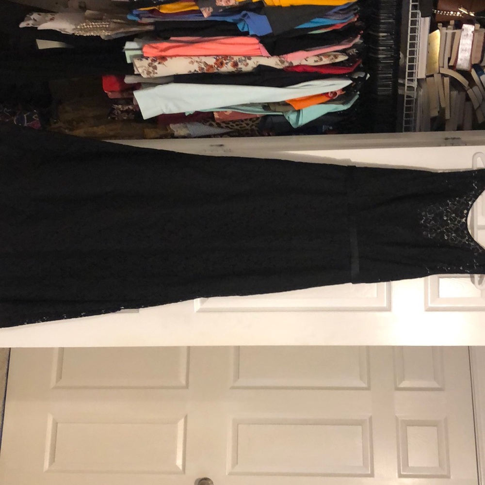 Women’s Black Lace Bridesmaid Dress